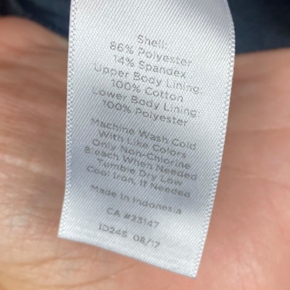 Talbots Women’s Athleisure Black Pull-On Lightweight Red Plaid Lined Pants Sz XL - Picture 7 of 11